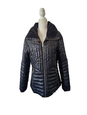 GUESS Black Puffer Coat Faux Fur Collar Chevron Quilted Winter Jacket Women M